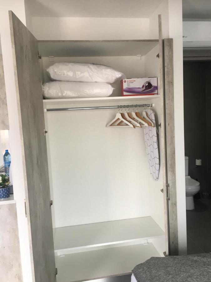 Ellenapa Apts & Studios Ayia Napa Exterior photo